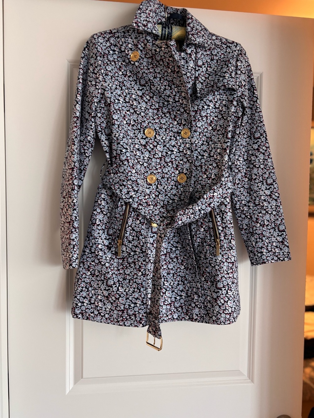 NWOT - Michael Kors Belted Trench Coat - Navy/White